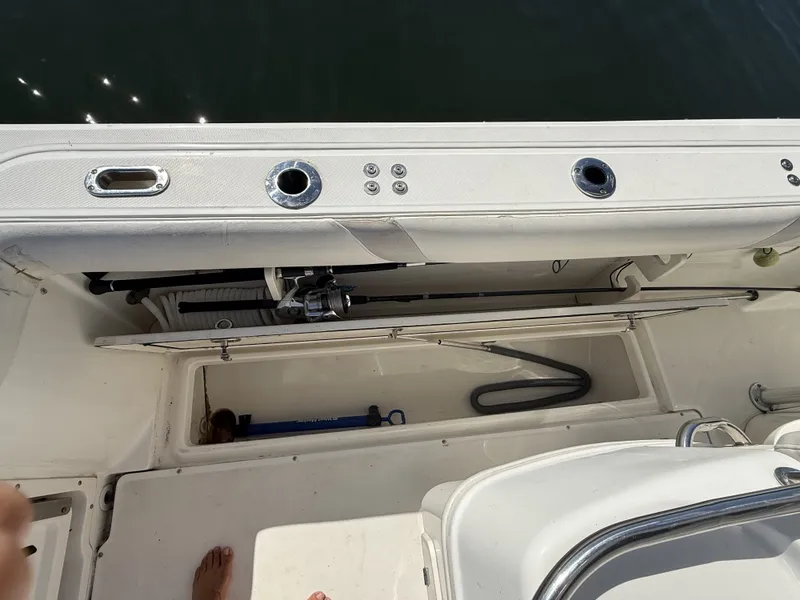 Slide: The Image of Boston Whaler 270 Outrage 2006 - 21