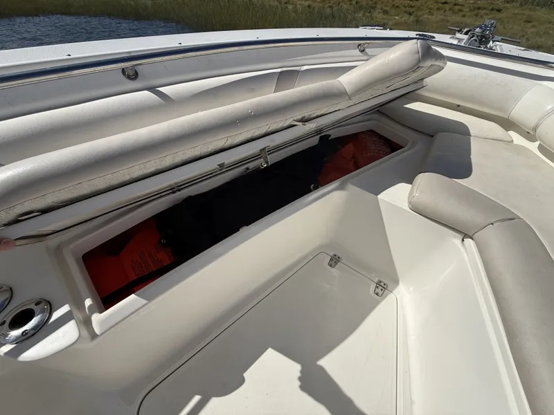 Slide: The Image of Boston Whaler 270 Outrage 2006 - 28