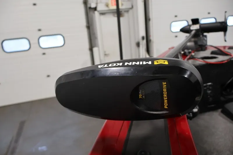 Slide: The Image of Minn Kota PowerDrive motor on 2022 Tracker Targa V-19 WT boat in garage. - 59