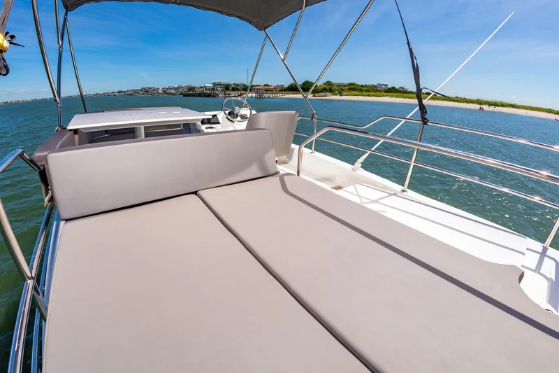Slide: The Image of Beneteau Antares 11 Fly 2026 - 16