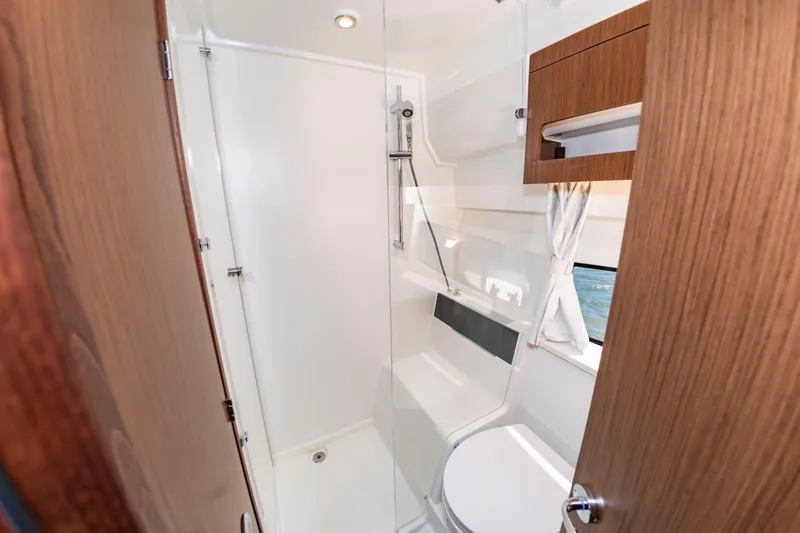 Slide: The Image of Beneteau Antares 11 Fly 2026 - 36