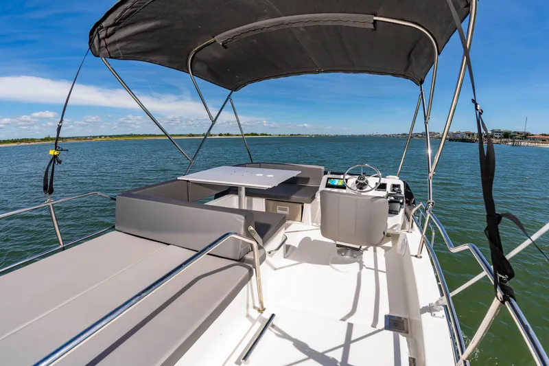 Slide: The Image of Beneteau Antares 11 Fly 2026 - 15