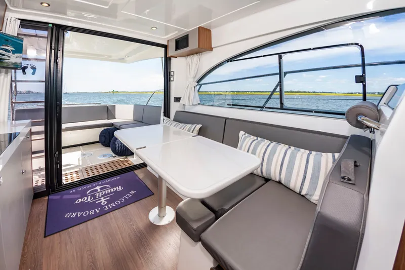 Slide: The Image of Beneteau Antares 11 Fly 2026 - 24