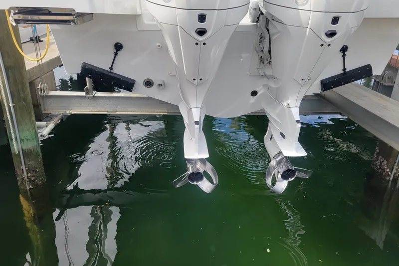 Slide: The Image of Twin outboard motors on a 2025 Jeanneau Leader 10.5 WA Series 2 boat. - 7