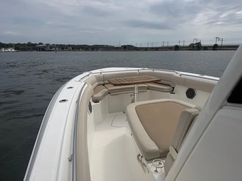 Slide: The Image of Boston Whaler 330 Outrage 2017 - 20
