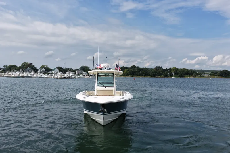 Slide: The Image of Boston Whaler 330 Outrage 2017 - 8