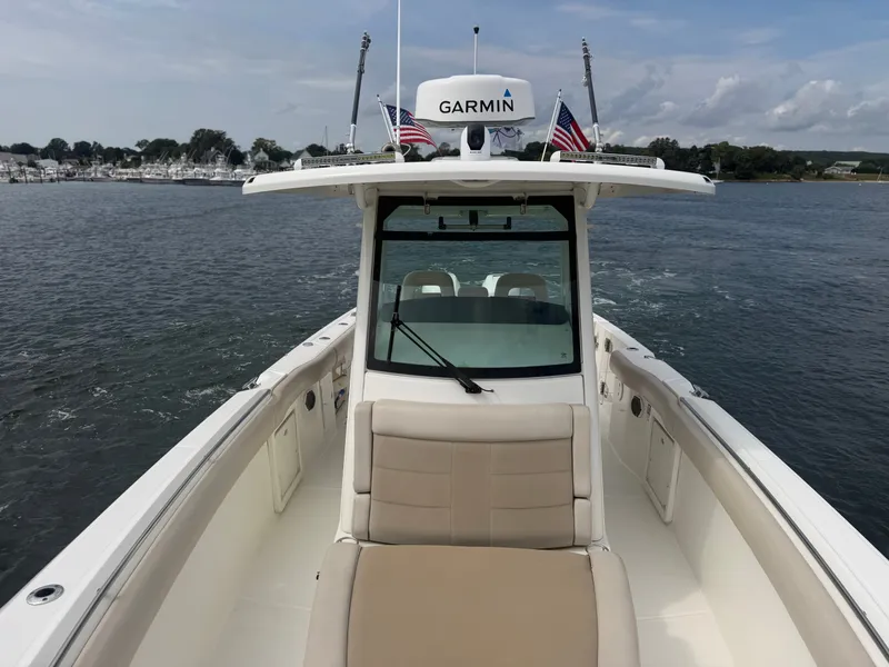 Slide: The Image of Boston Whaler 330 Outrage 2017 - 22