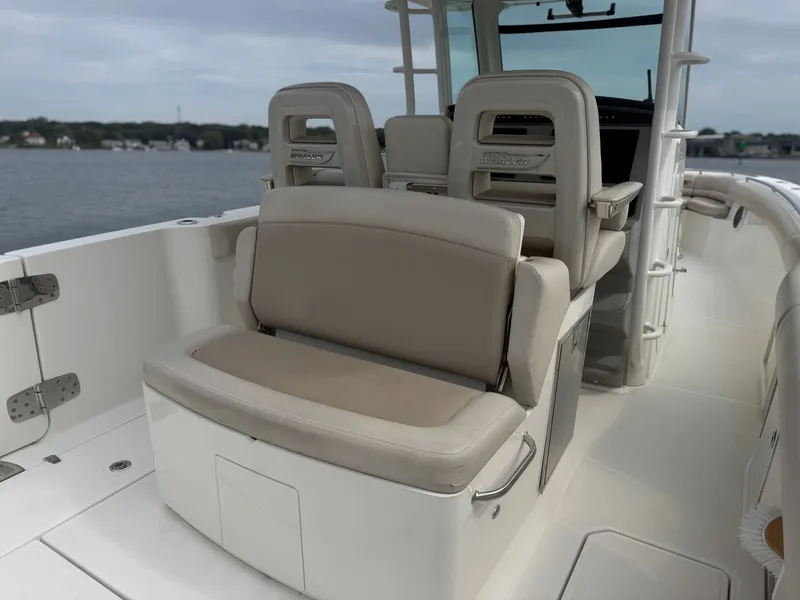 Slide: The Image of Boston Whaler 330 Outrage 2017 - 18