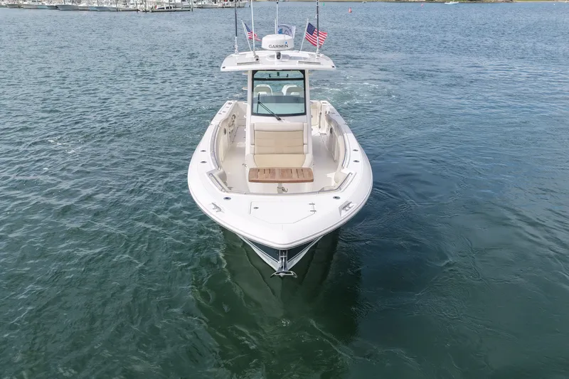 Slide: The Image of Boston Whaler 330 Outrage 2017 - 9