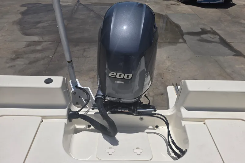 Slide: The Image of Bulls Bay 2200 boat with Yamaha 200 outboard motor, 2021 model. - 81