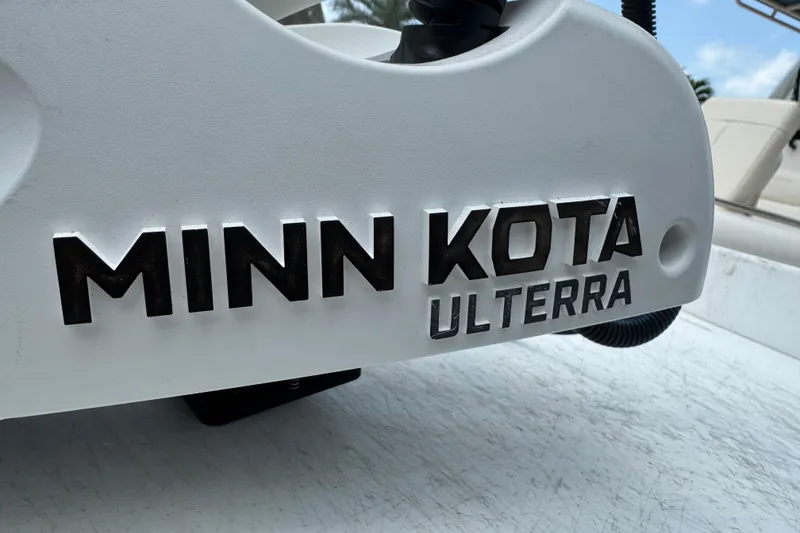 Slide: The Image of Minn Kota Ulterra motor on 2021 Grady-White 251 Coastal Explorer boat. - 43