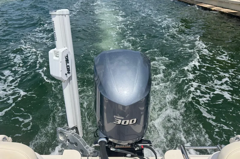 Slide: The Image of 2021 Grady-White 251 Coastal Explorer with Yamaha 300 engine on water. - 46