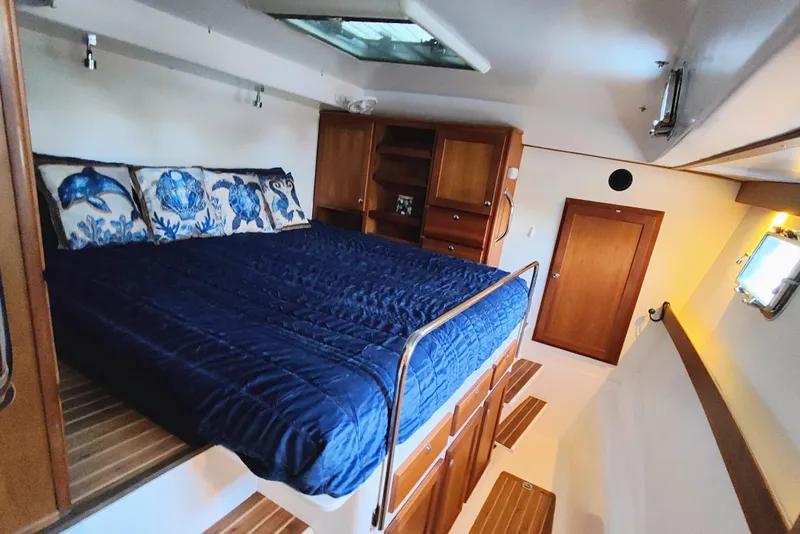 Slide: The Image of Master Stateroom - 40