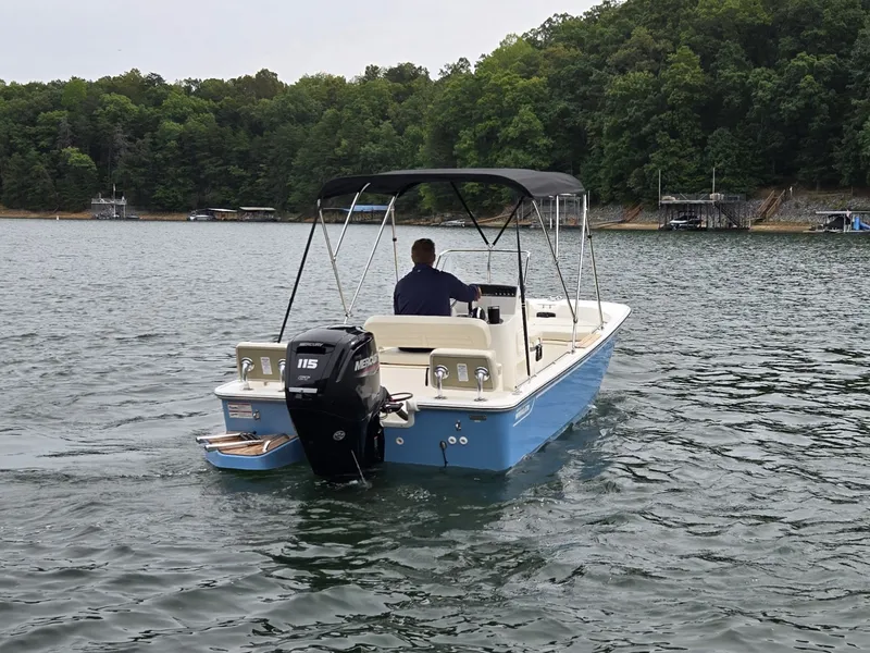 Slide: The Image of Boston Whaler 170 Montauk 2026 - 35