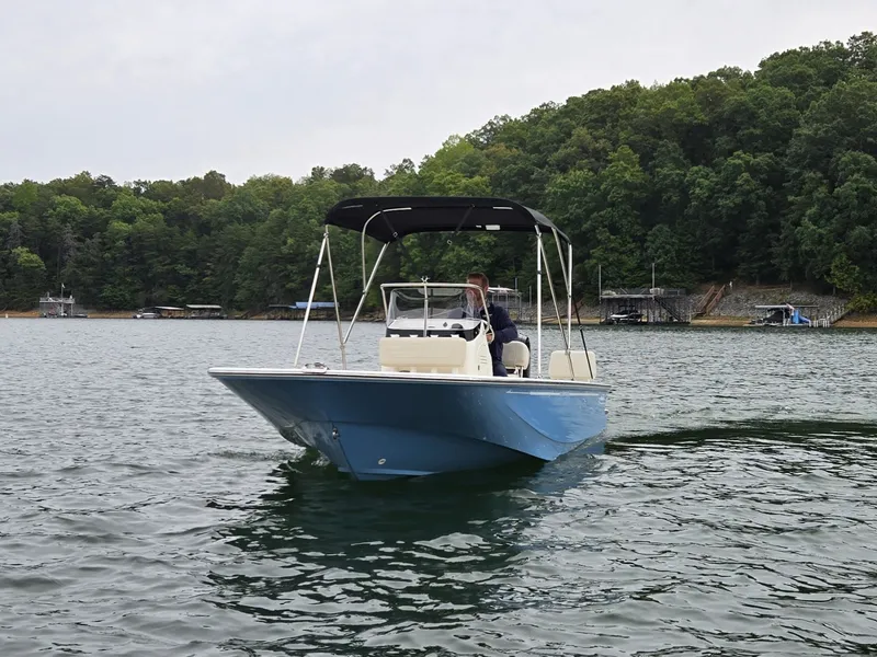 Slide: The Image of Boston Whaler 170 Montauk 2026 - 45