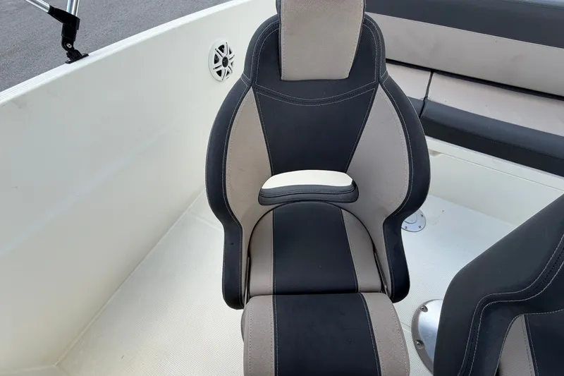 Slide: The Image of Parker Poland 690 Sport 2021 boat seat, black and beige upholstery, modern design. - 63