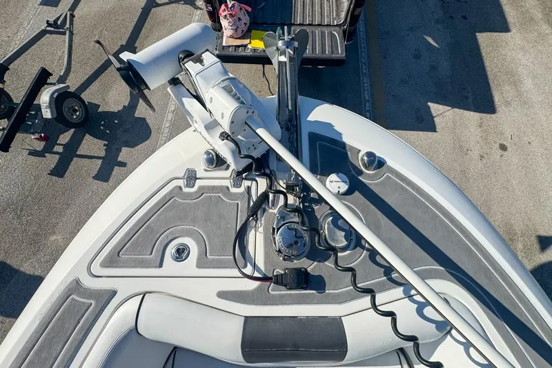 Slide: The Image of 2021 Wellcraft 262 Fisherman boat deck with mounted equipment and accessories. - 92