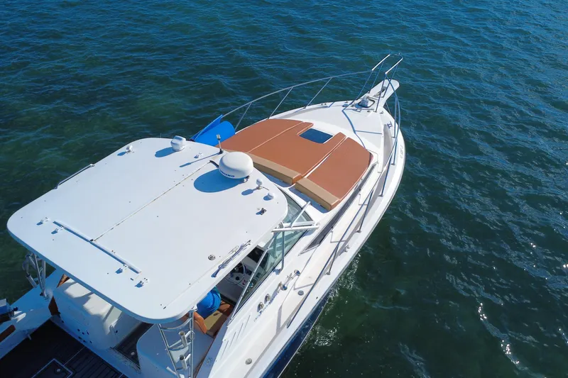 Slide: The Image of Luftaufnahme eines 1996 Wellcraft 330 Coastal auf dem Wasser. - 18