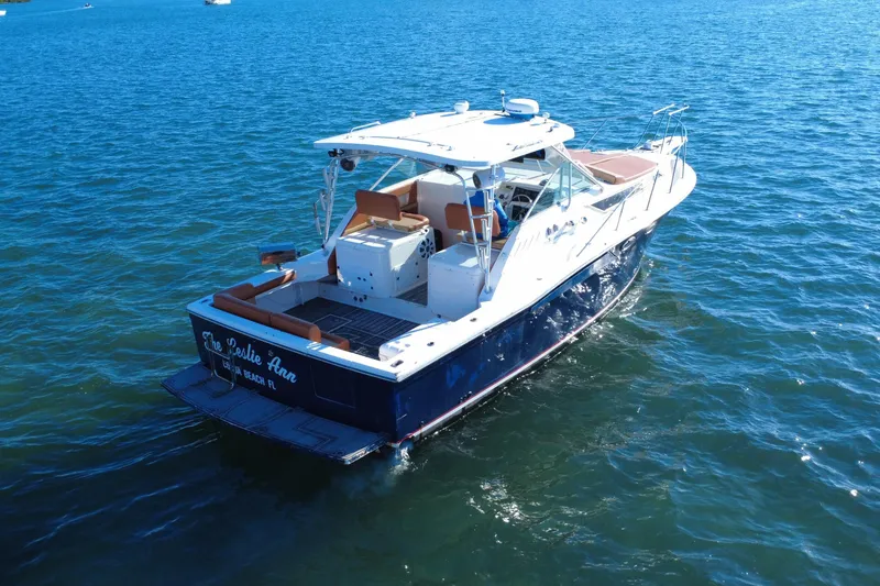 Slide: The Image of Barca Wellcraft 330 Coastal 1996 in mare aperto. - 12
