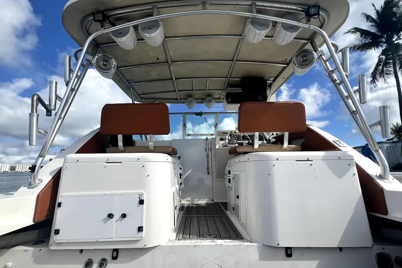 Slide: The Image of Wellcraft 330 Coastal 1996 - 33