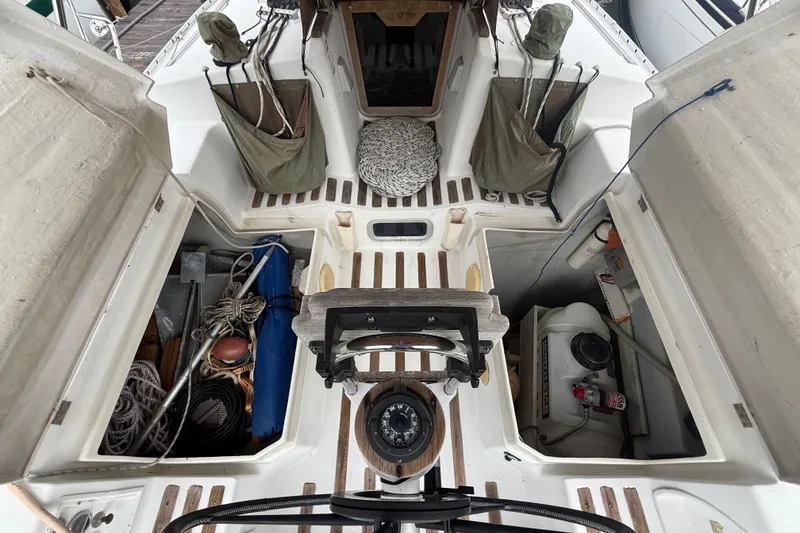 Slide: The Image of Beneteau First 35s5 1990 - 14