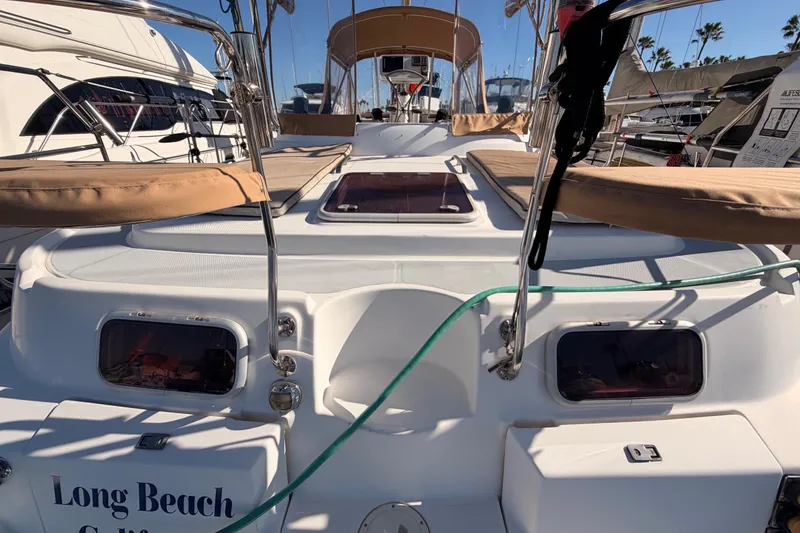 Slide: The Image of Hunter Passage 456 sailboat, 2005 model, docked at Long Beach marina. - 9