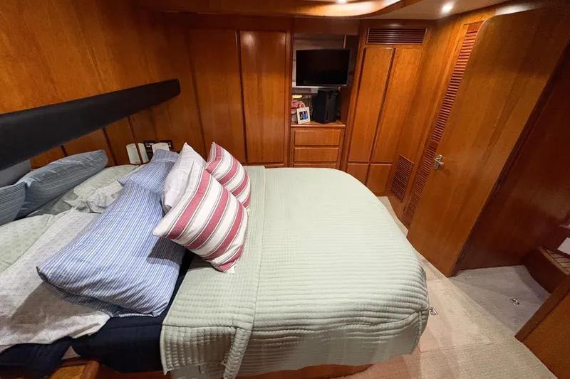Slide: The Image of Main Stateroom - 45