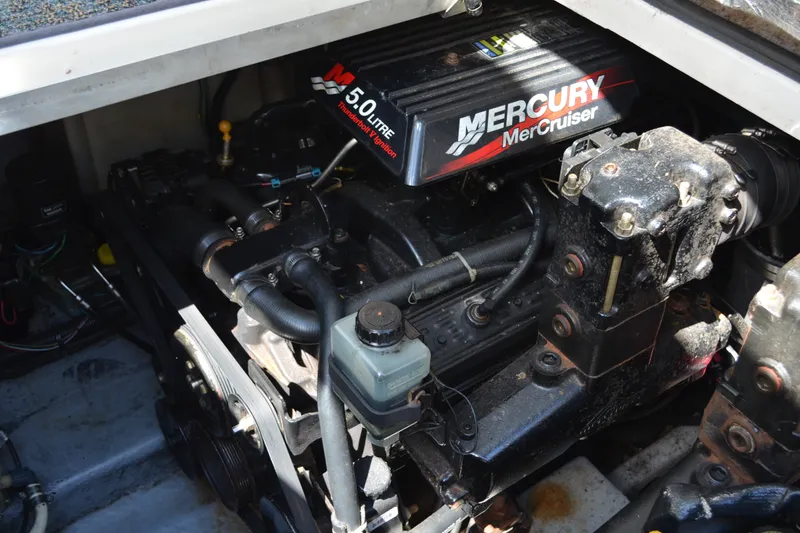 Slide: The Image of Engine compartment of a 2001 Monterey 282 Cruiser with Mercury MerCruiser 5.0L engine. - 36