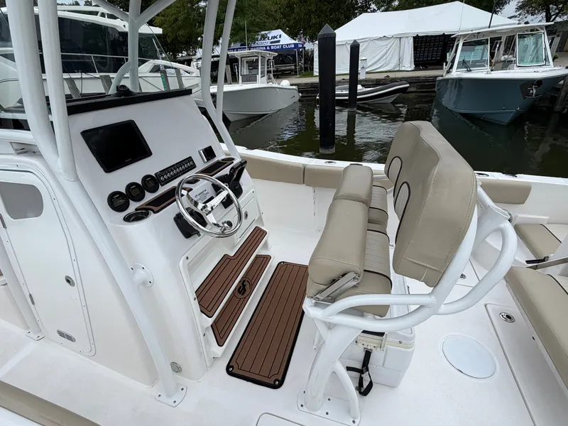 Slide: The Image of Sea Fox 266 Commander 2018 - 5