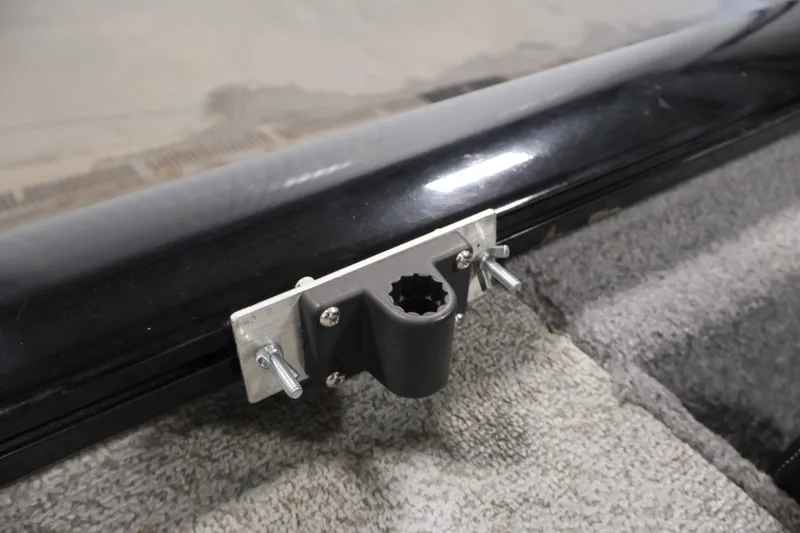 Slide: The Image of Boat accessory mount on 2019 Tracker Pro Team 175 TXW. - 41