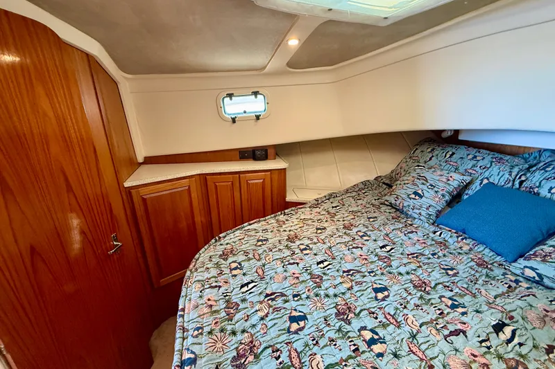 Slide: The Image of Owners stateroom storage on port side - 39