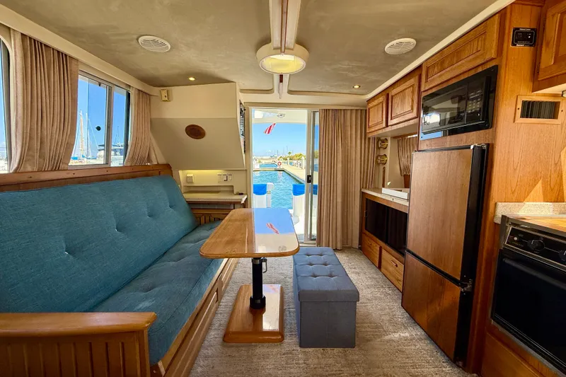 Slide: The Image of Main salon view looking aft - 20