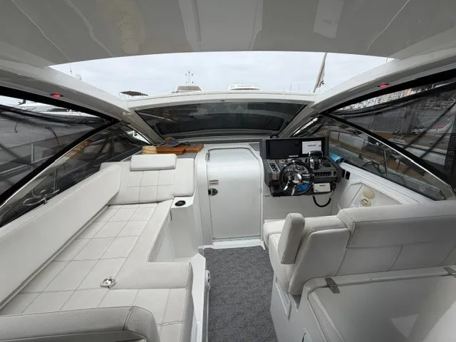 Slide: The Image of Cruisers 39 Express Coupe 2018 - 13