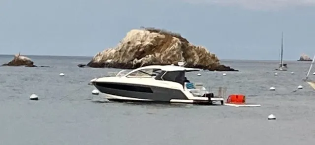 Slide: The Image of Cruisers 39 Express Coupe 2018 - 28