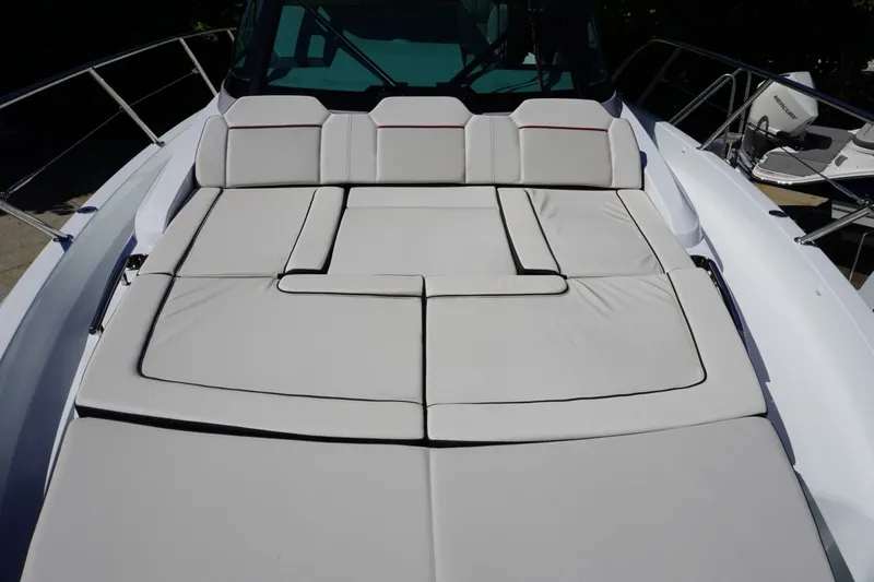 Slide: The Image of 2027 Jeanneau Leader 10.5 WA Series 2 boat with spacious sunbathing deck. - 27