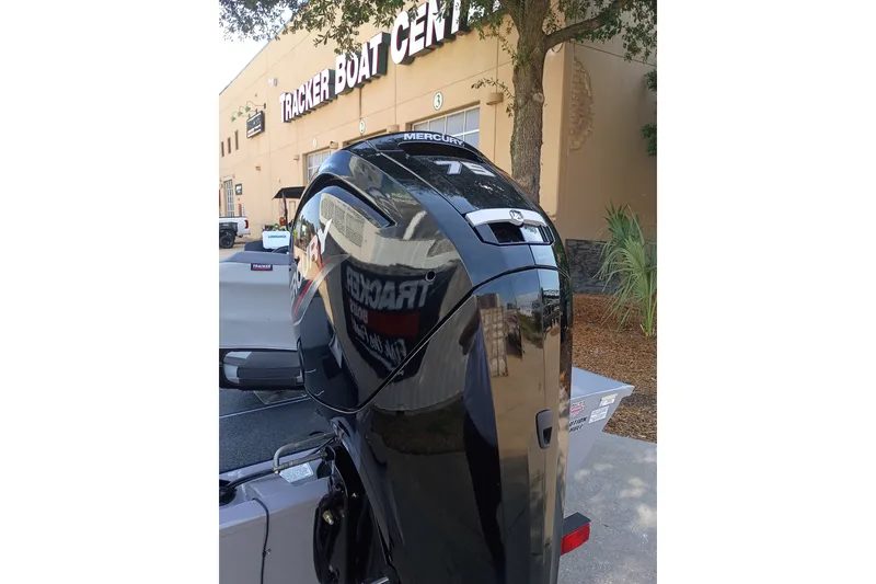 Slide: The Image of 2027 Tracker Bass Tracker 175 CC with Mercury engine at Tracker Boat Center. - 13