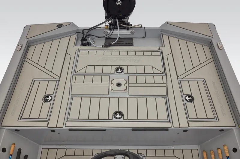 Slide: The Image of Tracker Bass Tracker 175 CC 2027 - 19