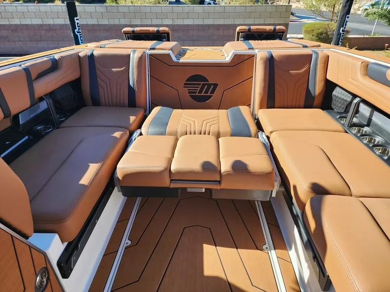 Slide: The Image of Malibu 25 LSV 2026 - 37
