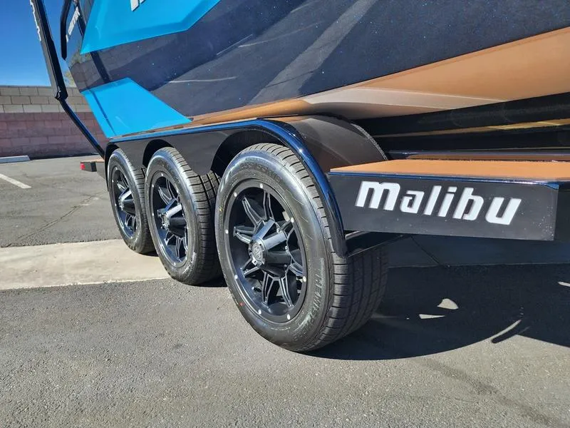 Slide: The Image of Malibu 25 LSV 2026 - 16