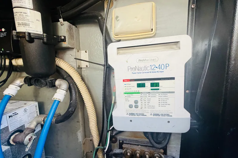 Slide: The Image of Electrical system of a 2000 Sea Ray 410 Sundancer with ProMariner ProNautic 12-40P charger. - 60