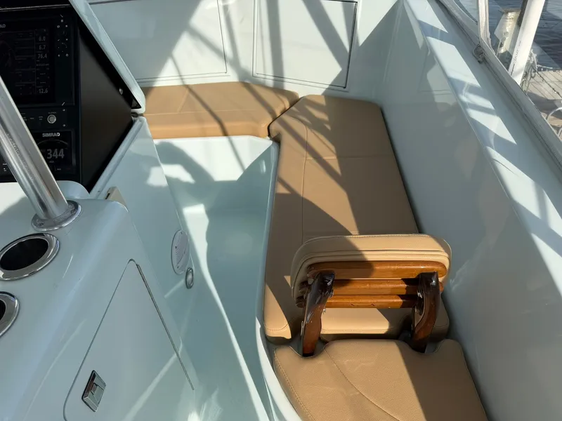 Slide: The Image of Hatteras 50 Convertible 1967 - 29