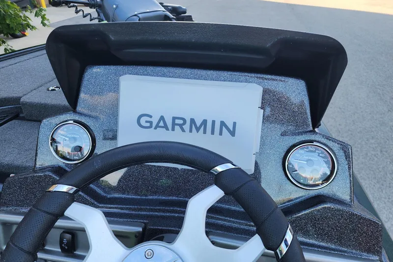 Slide: The Image of Dashboard of 2027 Nitro Z18 XL Pro boat with Garmin display and gauges. - 5