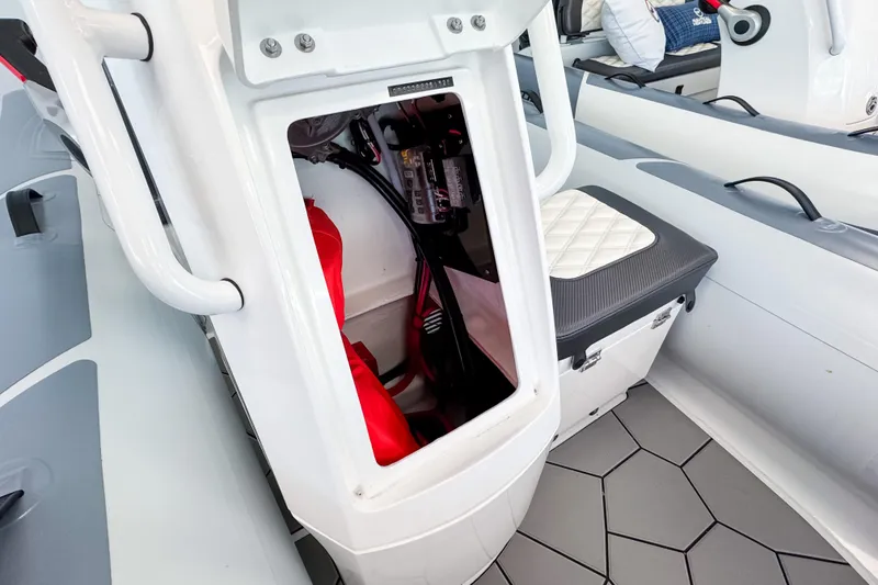 Slide: The Image of Interior of Highfield Sport 360 boat, model year 2026. - 15