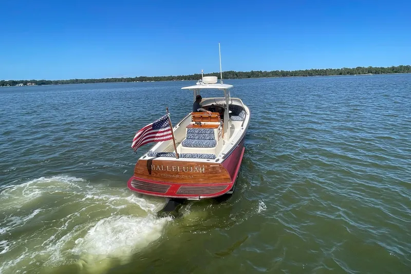 Slide: The Image of 2004 HINCKLEY TALARIA 29C STERN PROFILE - 4