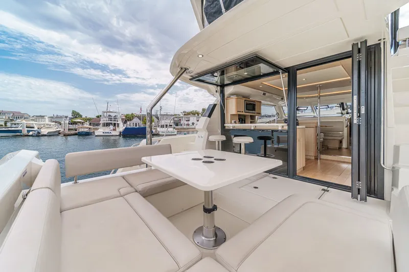 Slide: The Image of Aquila 44 Yacht 2018 - 25
