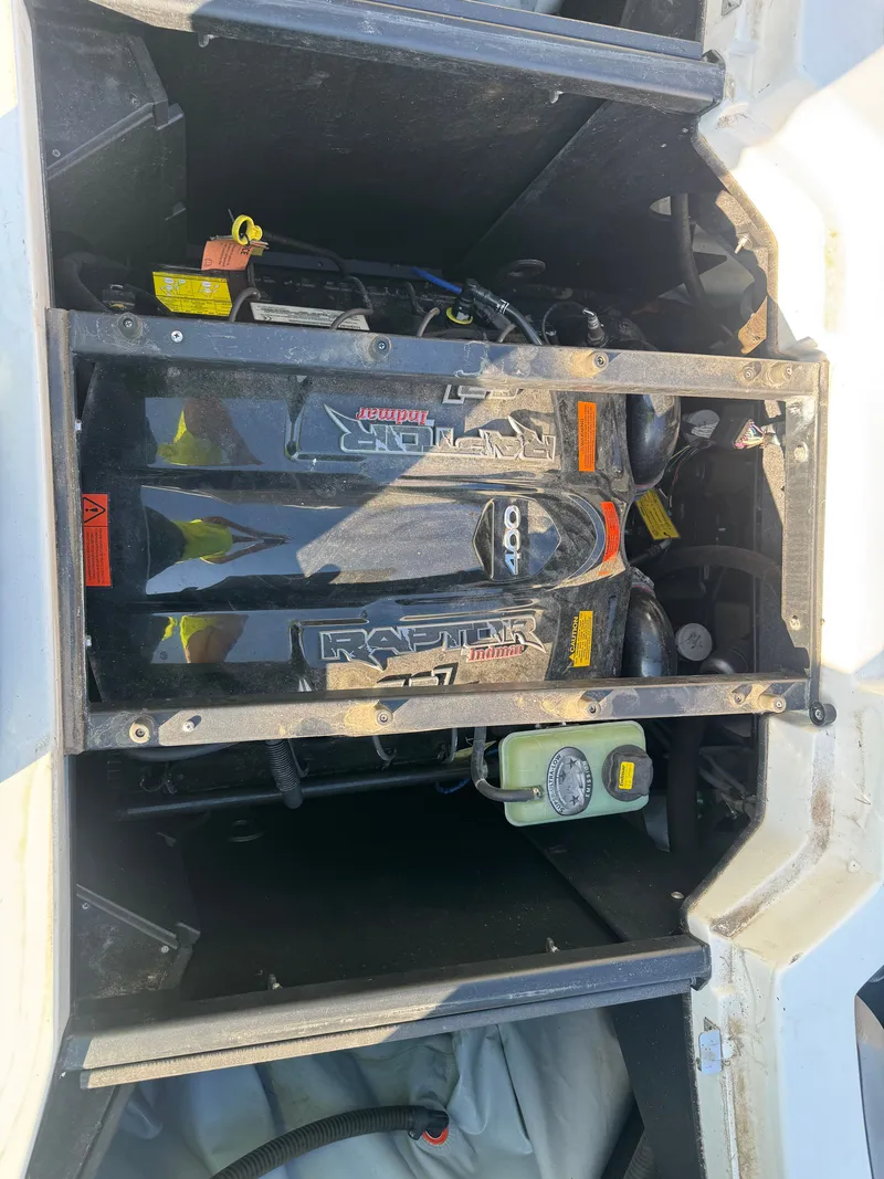 Slide: The Image of A Raptor 400 engine in a 2018 Tigé R23 boat, installed in the engine compartment. - 9