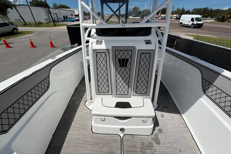 Slide: The Image of 2023 Wellcraft 202 Fisherman boat interior with sleek design and modern features. - 38