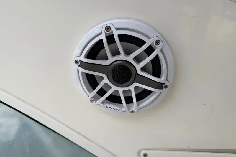 Slide: The Image of Marine speaker on 2008 Meridian 391 Sedan, featuring JL Audio design. - 93