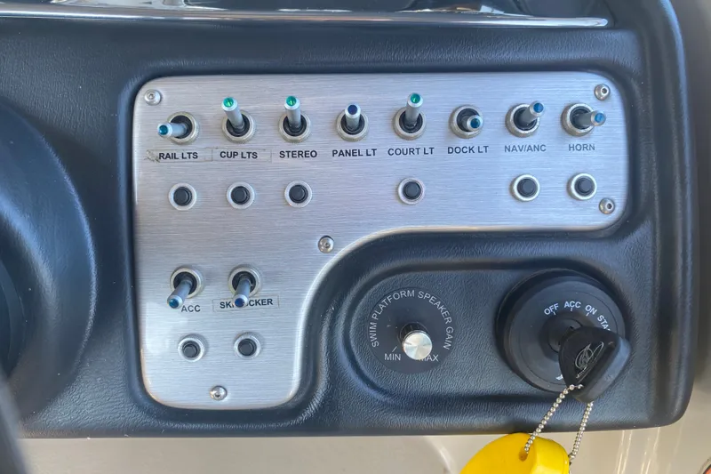 Slide: The Image of Control panel of a 2012 Harris FloteBote Grand Mariner SL 250 boat. - 24