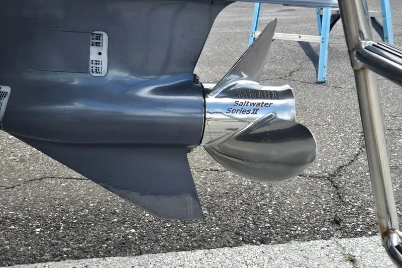 Slide: The Image of 2023 Cobalt 30SC Outboard with Yamaha Saltwater Series II propeller. - 25